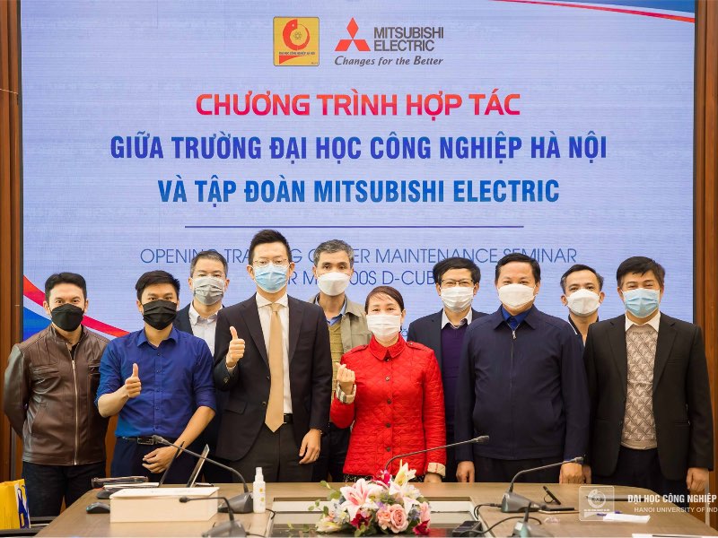 Phóng sự Lễ bàn giao thiết bị của Công ty TNHH Mitsubishi Electric Việt Nam