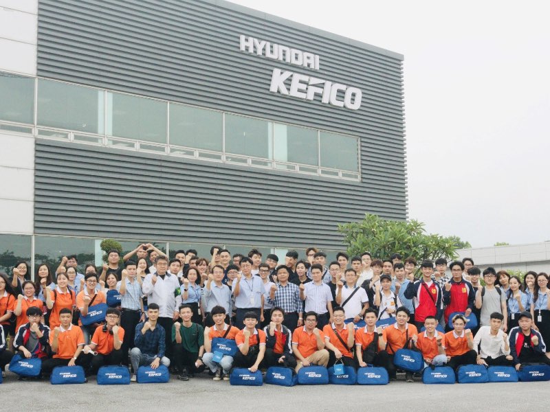 Video ảnh: Khoa CNOT - Tham quan nhà máy công nghệ cao Hyundai Kefico Việt Nam và công ty TNHH Honda Việt Nam