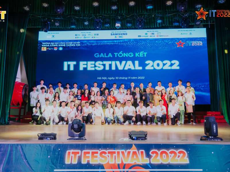 Video ảnh Khoa CNTT tổ chức Gala Tổng kết IT Festival 2022