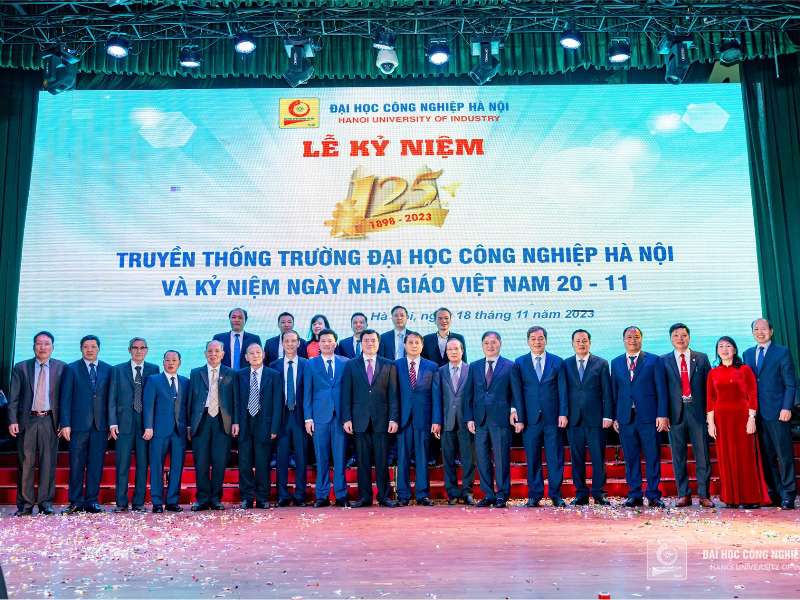 Tường thuật Lễ kỷ niệm 125 năm truyền thống HaUI và kỷ niệm Ngày Nhà giáo Việt Nam 20/11
