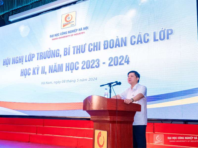 Hội nghị lớp trưởng, bí thư chi đoàn năm học 2023 – 2024: Giải đáp hơn 140 ý kiến của sinh viên