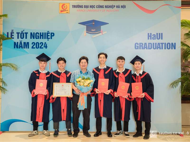 SMAE: Những con số ấn tượng cho bảng thành tích học tập, nghiên cứu khoa học của nam sinh Lưu Bá Quỳnh, Trường Cơ khí – Ô tô