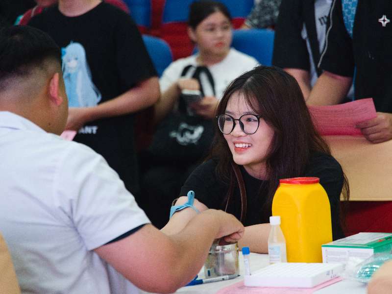 Ngày hội Hiến máu tình nguyện - Cầu vồng nhân ái 2025 (Ninh Bình)