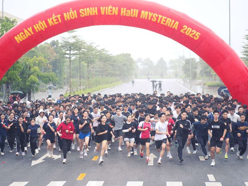 Ngày hội kết nối sinh viên “HaUI MYSTERIA 2025”