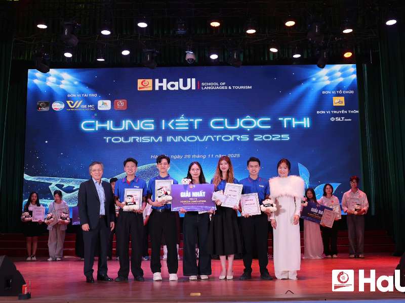 CHUNG KẾT TOURISM INNOVATORS DỰ ÁN XANH KIẾN TẠO TƯƠNG LAI DU LỊCH BỀN VỮNG