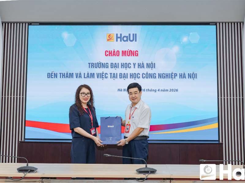 Kết nối hợp tác giữa Trường Đại học Y Hà Nội và Đại học Công nghiệp Hà Nội trong quản trị đại học và chuyển đổi số